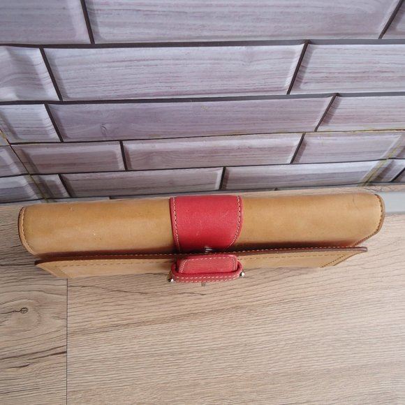 Coach Vachetta leather buckle wristlet wallet. - Picture 4 of 16